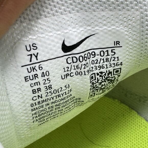 Nike Air Max Plus GS Reflective Logo‎ White Volt Shoes 7Y Women's 8.5 Sneakers - Picture 10 of 10